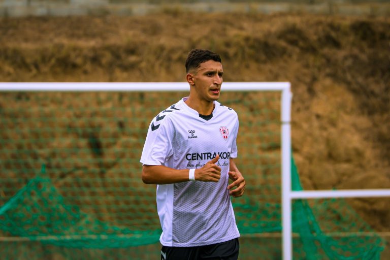 FOCUS MEILLEUR BUTEUR R1 : YLIAS EL OUHABI