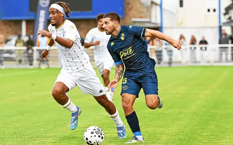 Hors série – Julien Benhaim-Casanova